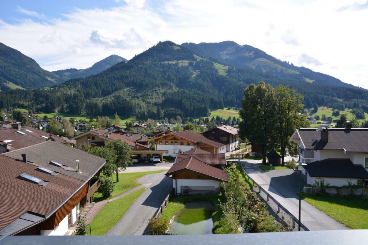 Chalet Christine Brixen im Thale Bagian luar foto
